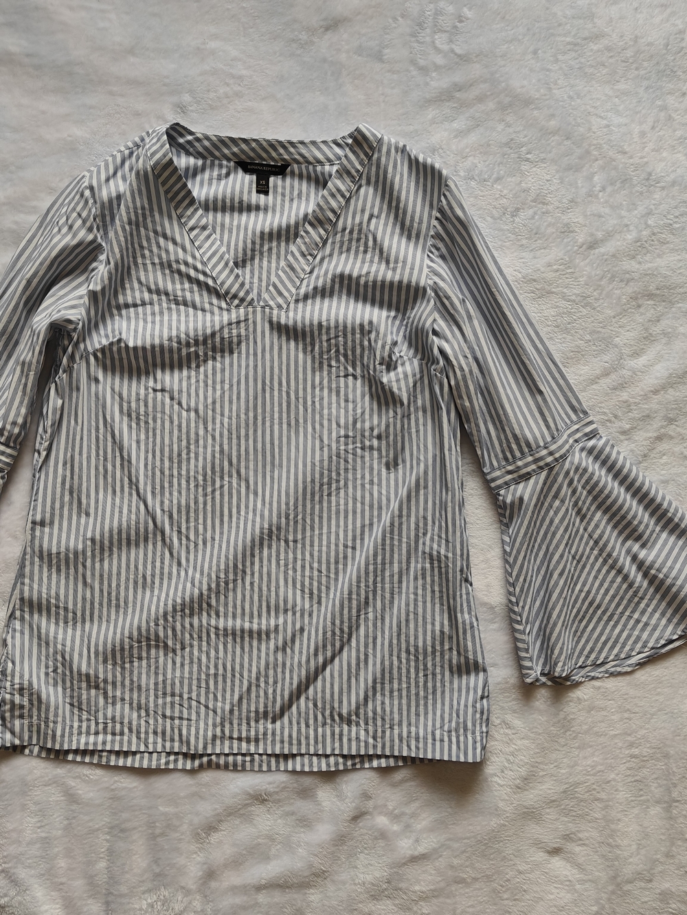 Banana Republic Striped V-Neck Bell Sleeve Ruffle Blouse Blue/White XS